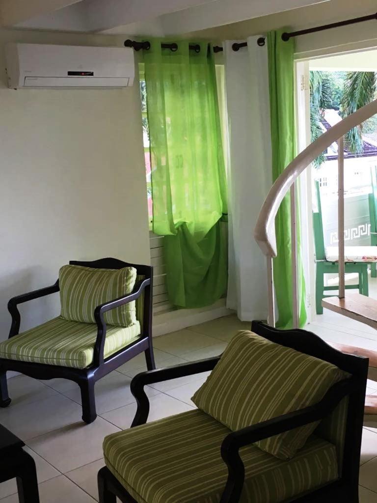 Ferienwohnung The View At Mystic Ridge Penthouse 78A Ocho Rios Zimmer foto