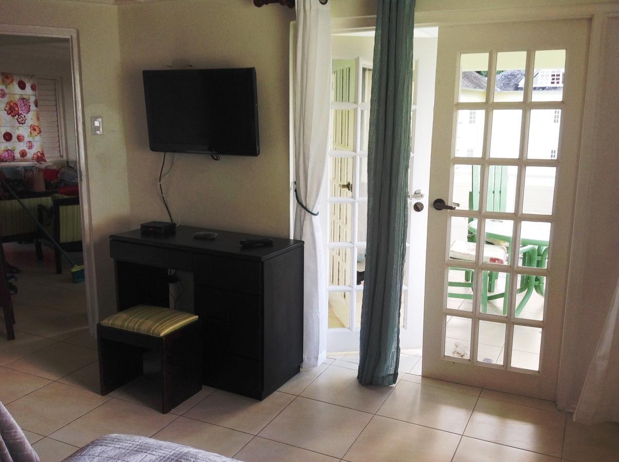 Ferienwohnung The View At Mystic Ridge Penthouse 78A Ocho Rios Exterior foto